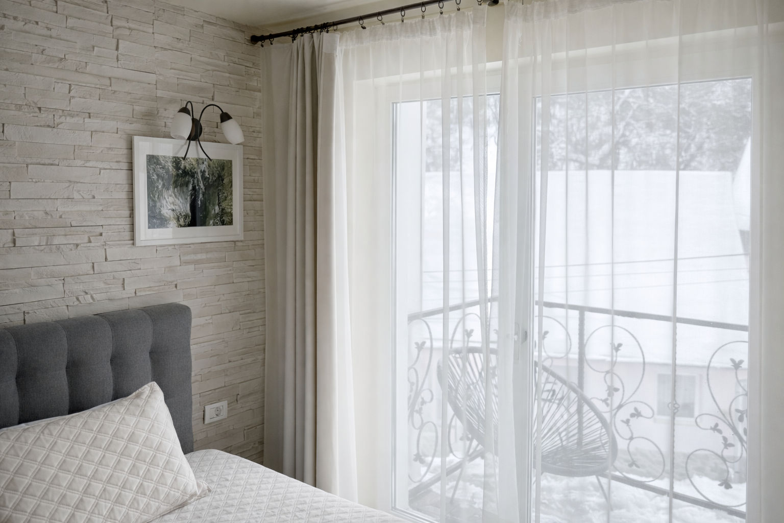 Cameră Matrimonială cu Balcon (4 camere) - Imagine7